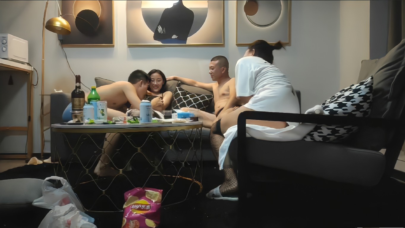 1/3(真实换妻4P)好漂亮人妻玩得好开