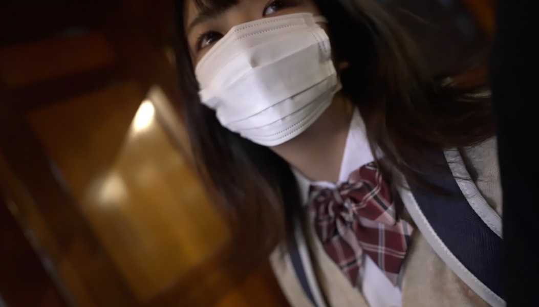首次拍摄/外观！！[未经审查]一个可爱的青春期女孩，看起来很孤独，对未来感到不安。