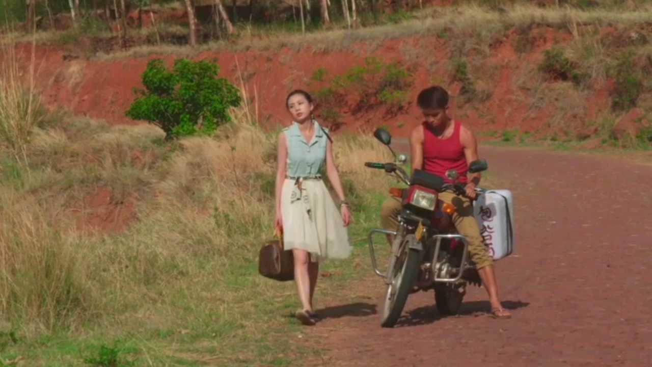 章宇早期三级片成人影片，这美女腿能玩一年。