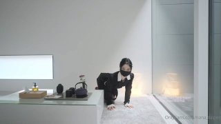 极品白虎网红小姐姐 娜娜新作 房产经纪人的情趣内衣-1