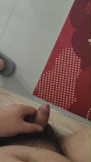 老妈塞跳蛋接外卖 被操的直叫爸爸