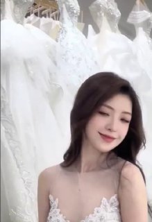 希然lris 在外网社交平台多次发布自己不雅照与视频，实锤本人无疑
