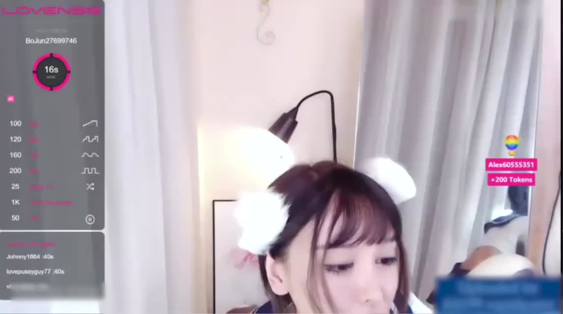 像Angelababy的 JayPope 黑丝JK学生跳蛋玩白虎嫩穴