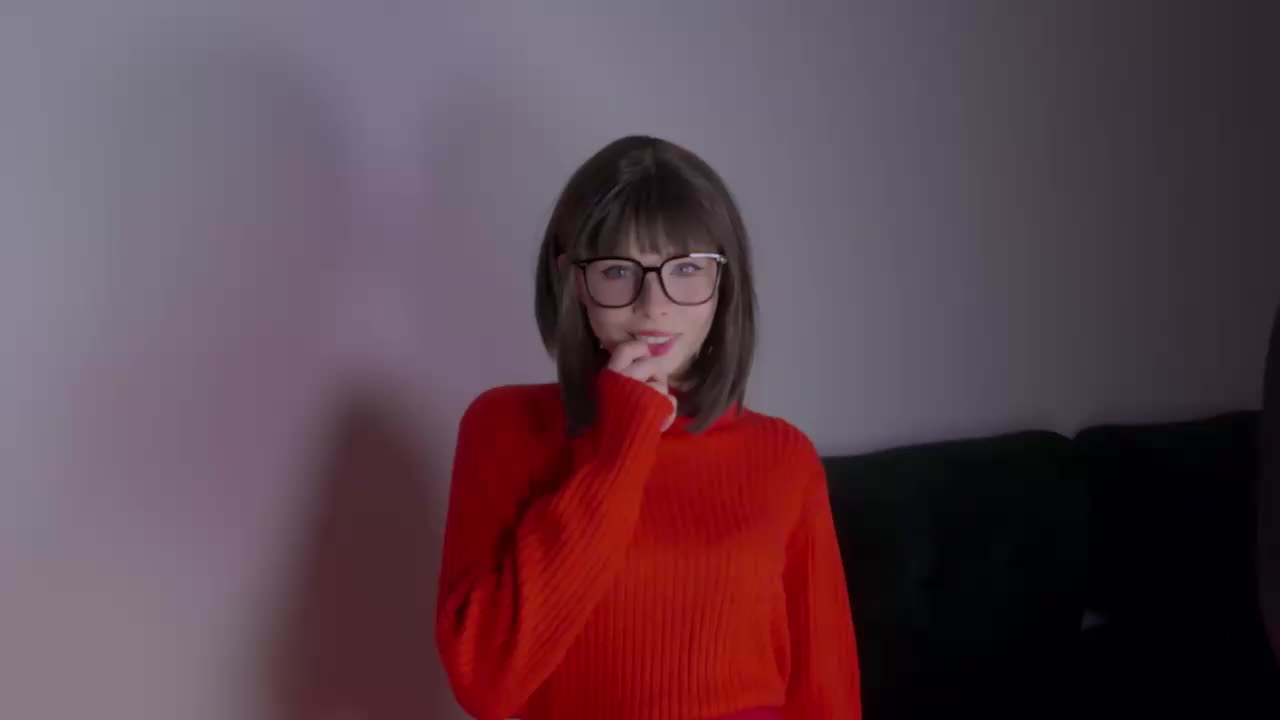 Onlyfans 美乳白虎COSER Kovicki 付费福利