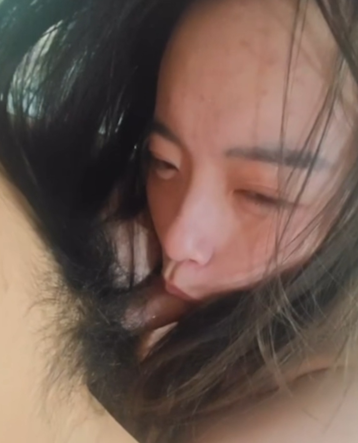 极致反差学妹白天上课晚上约炮