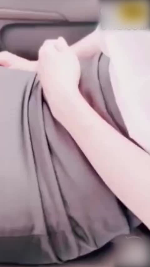 真实家庭乱伦 善良的小嫂子享受嫂子的美臀