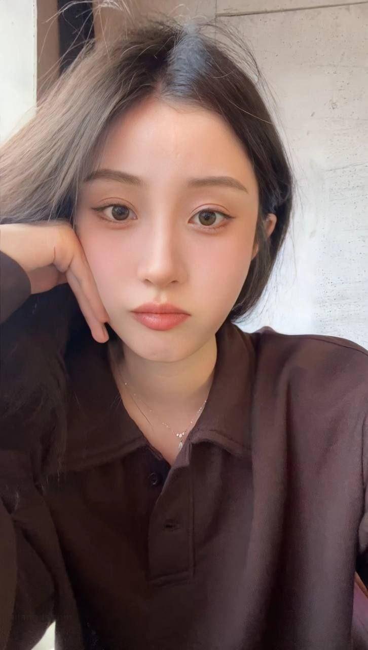极品高颜值美女宋婷年度最佳反差婊！惊曝和男友性爱