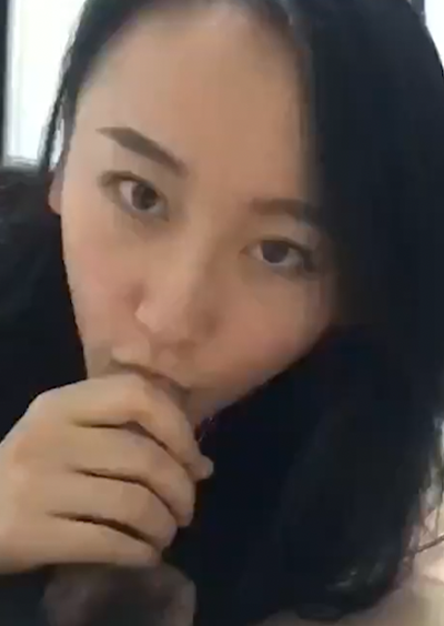 白天是一本正经的空姐晚上是我的母狗