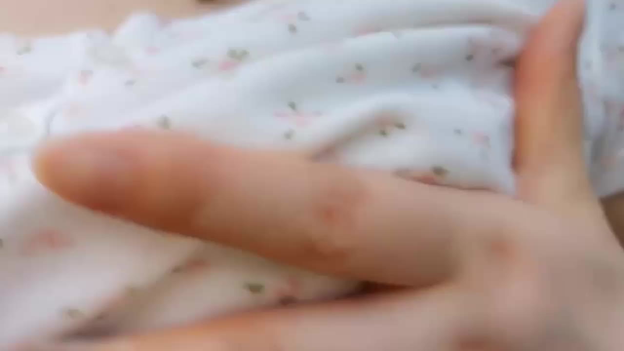 巨乳少妇户外自慰