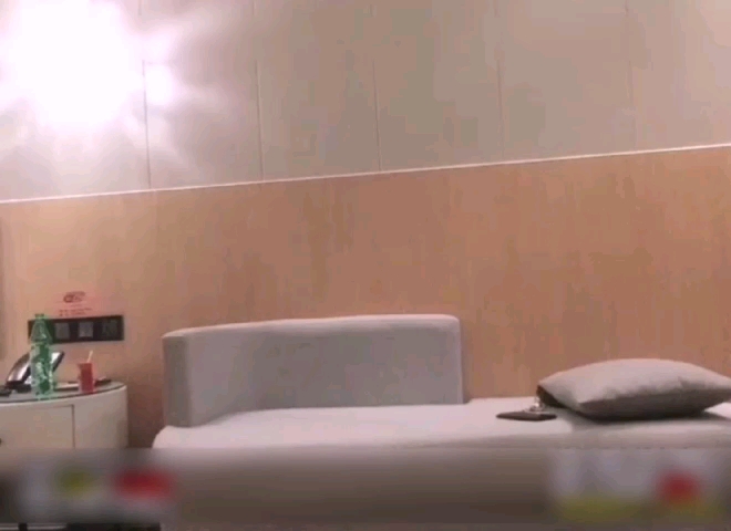 探花约苗条身材短裤妹子浴室一起洗澡口交摸逼上位骑坐5