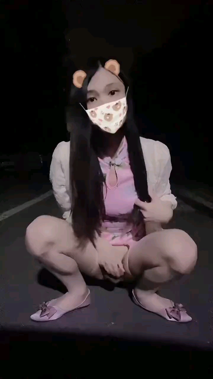 国产可爱伪娘街头手冲